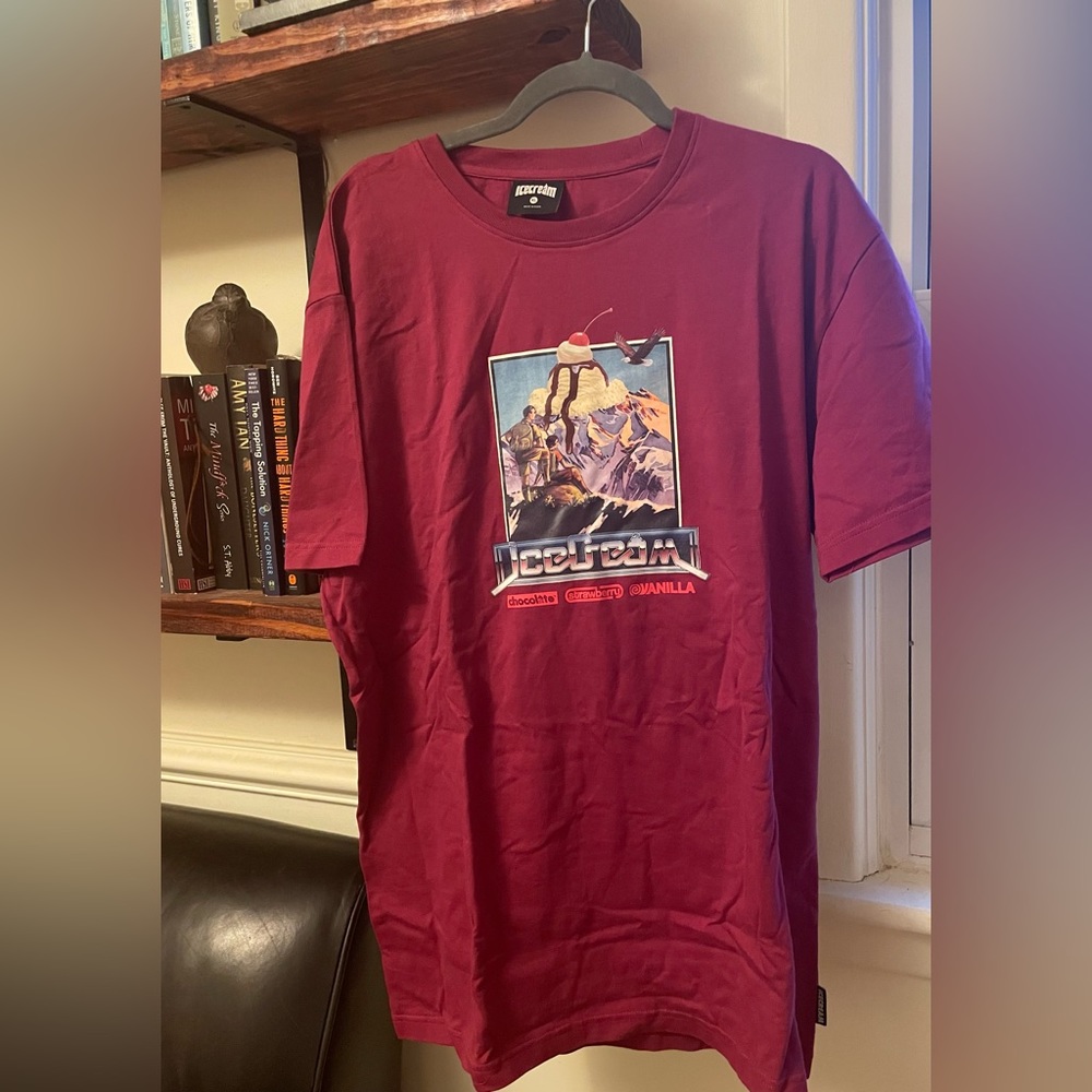 Burgundy Ice cream tee.